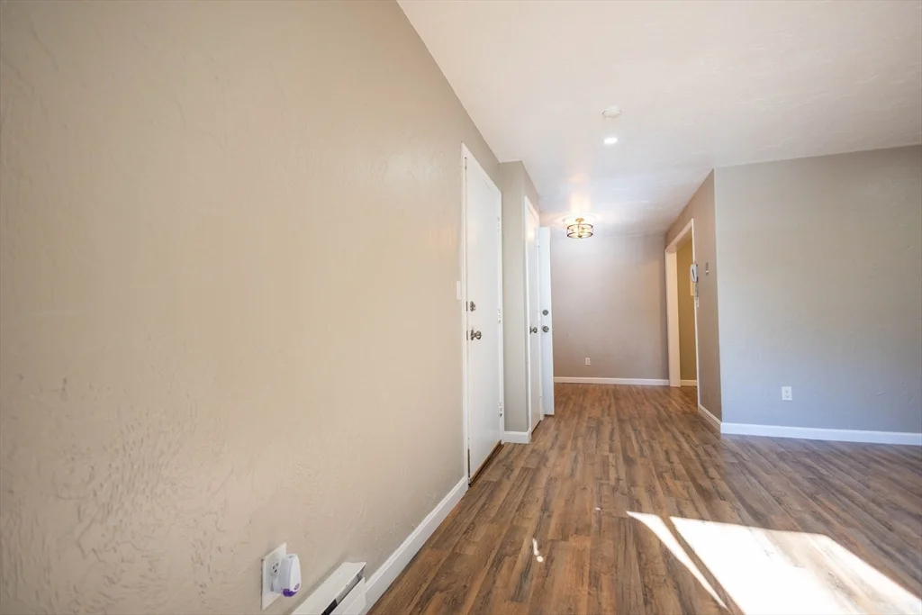 21 Erick Rd, Mansfield