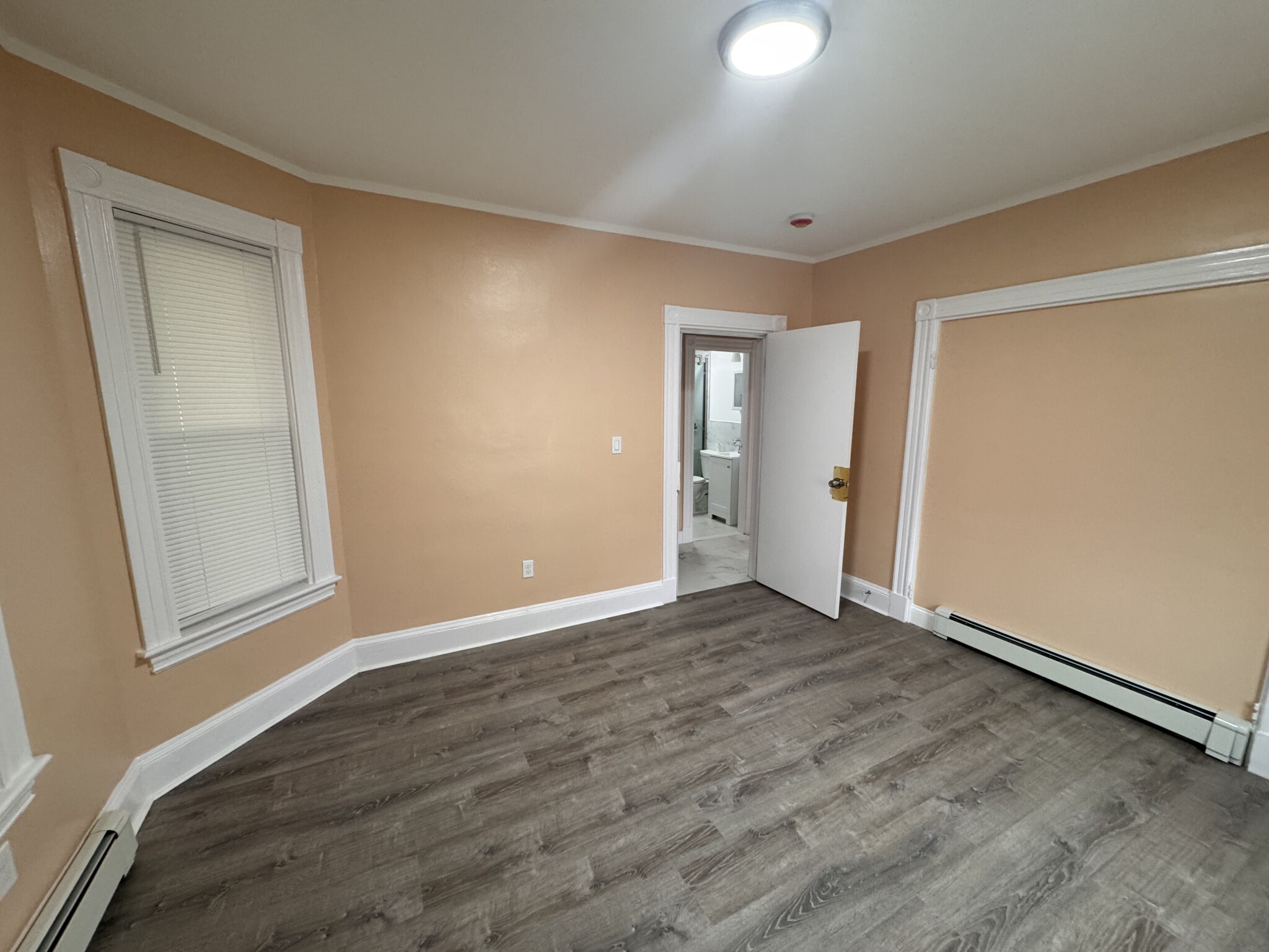 22 West Squantum St, North Quincy