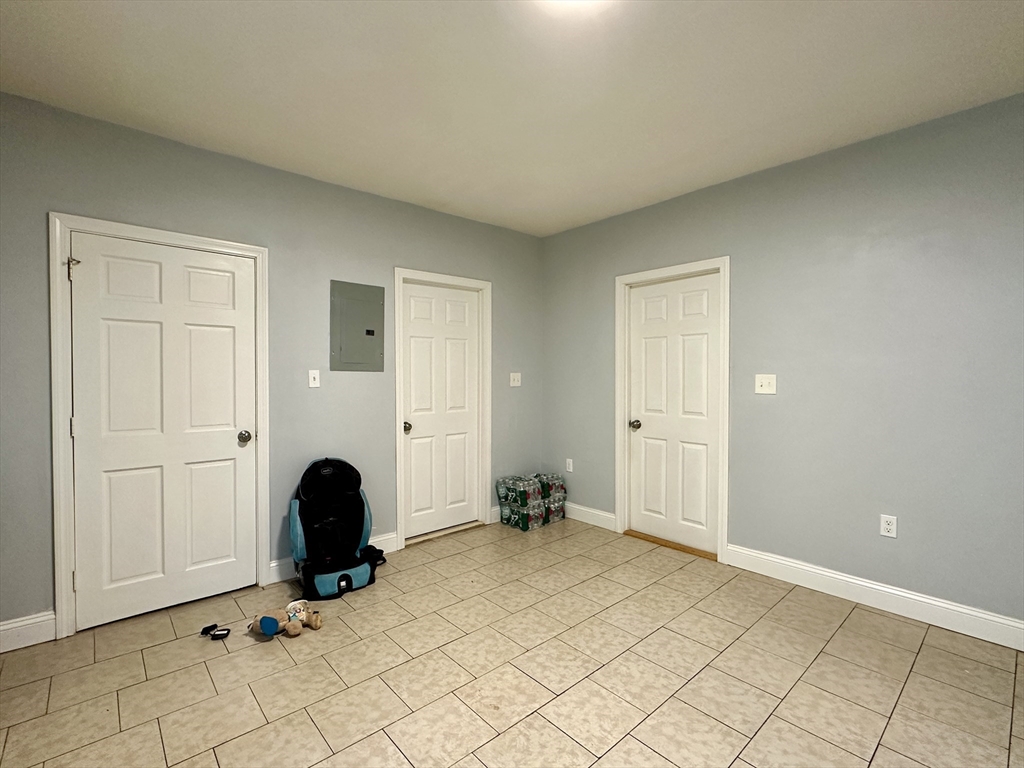 339 N Front St, New Bedford