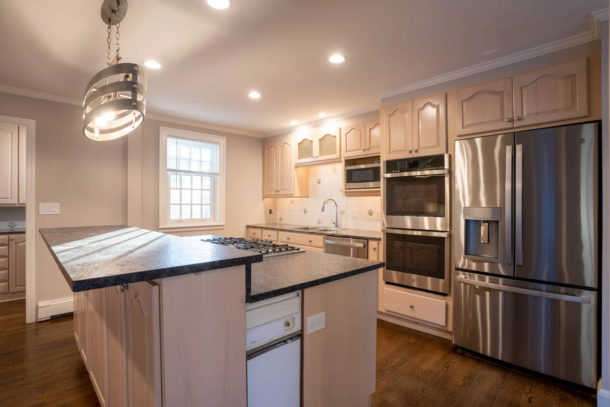 40 Puddingstone Ln, Oak Hill