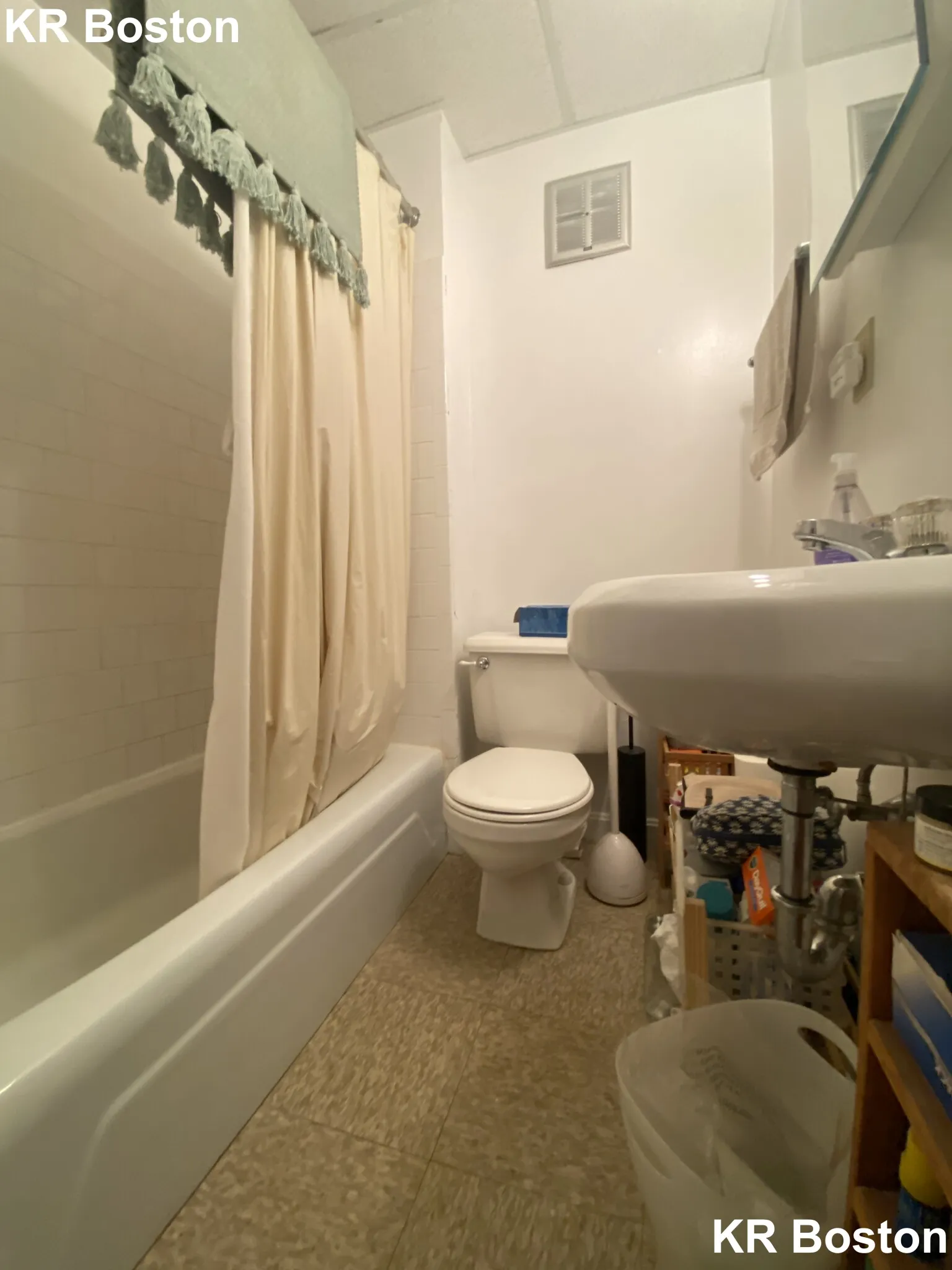 1077 Beacon St, Longwood