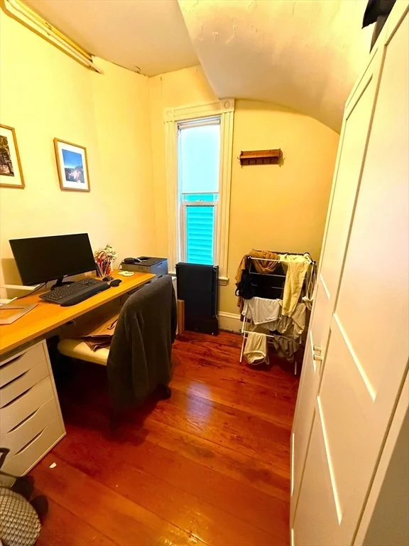 667 East 8th, South Boston