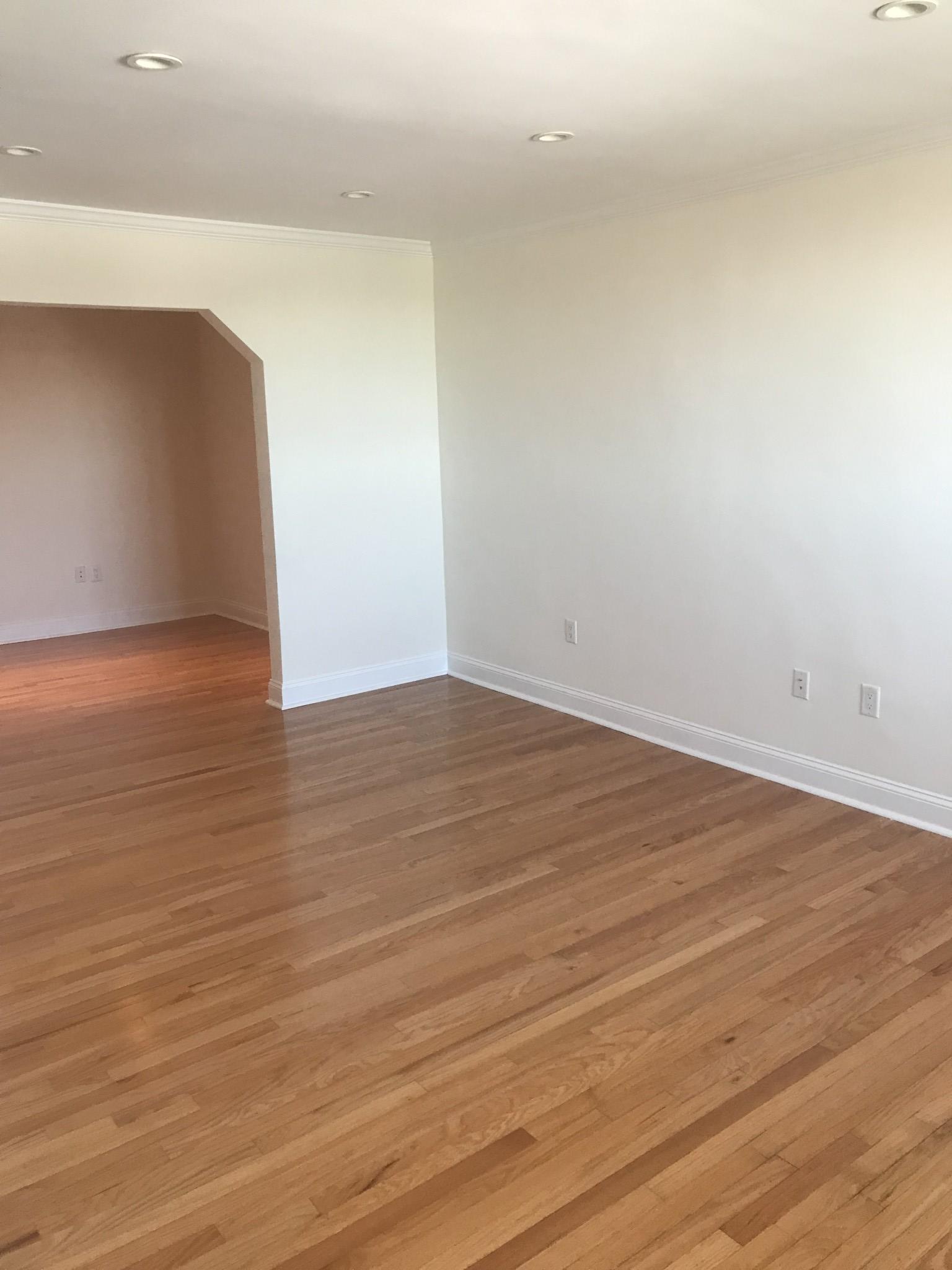 60 Brattle St, Harvard Square