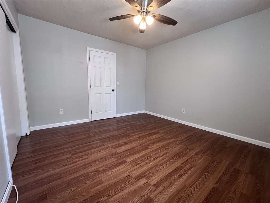 991 County St, Fall River