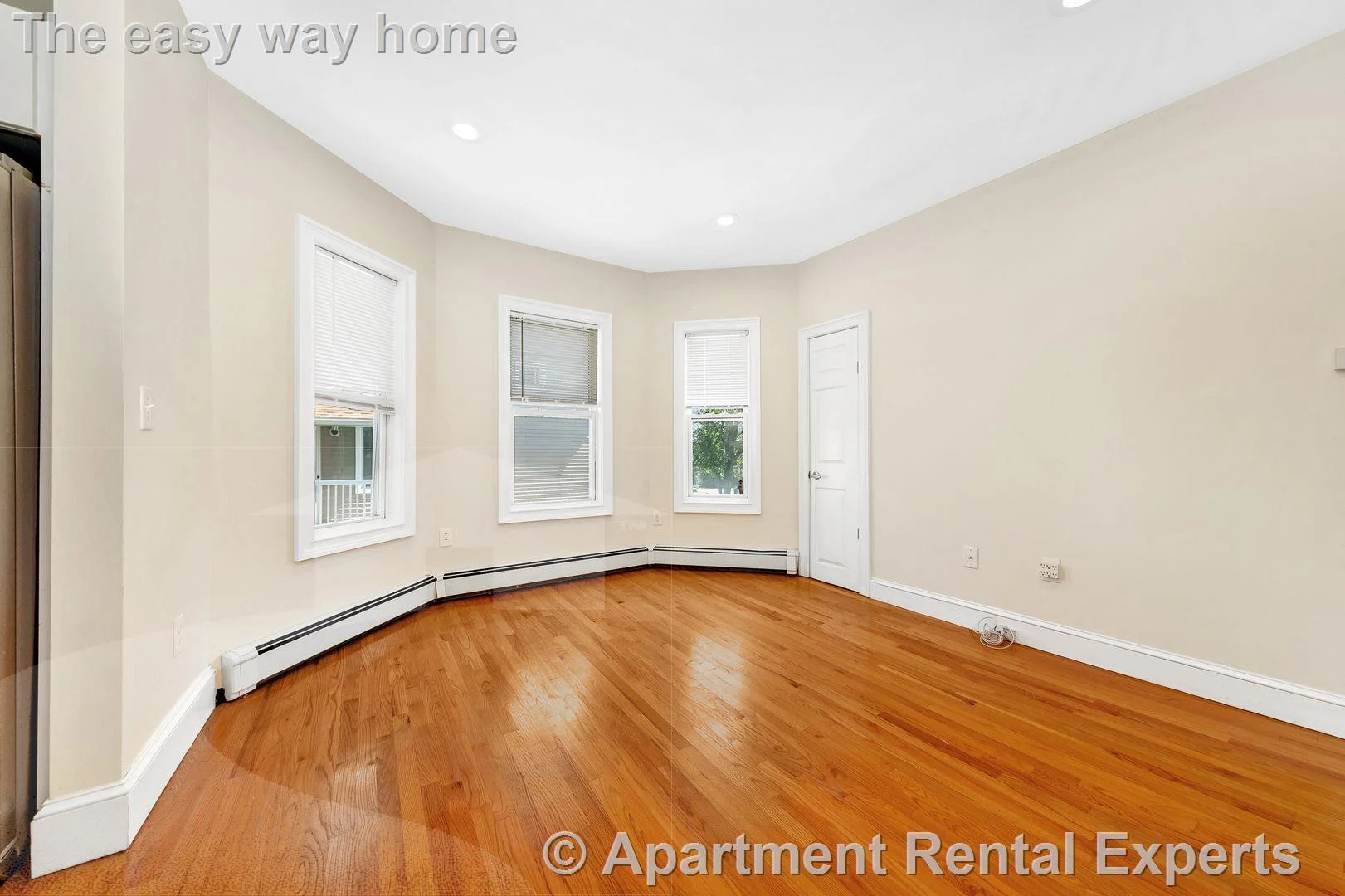 9-11 Winter Hill Rd, Magoun Square