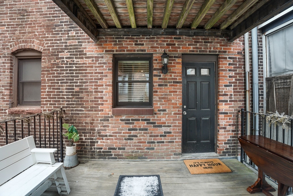 30 Edgerly Rd, Fenway