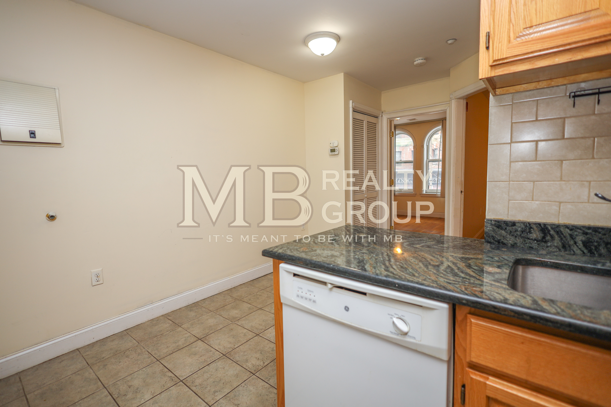 90 Westland Ave, Fenway