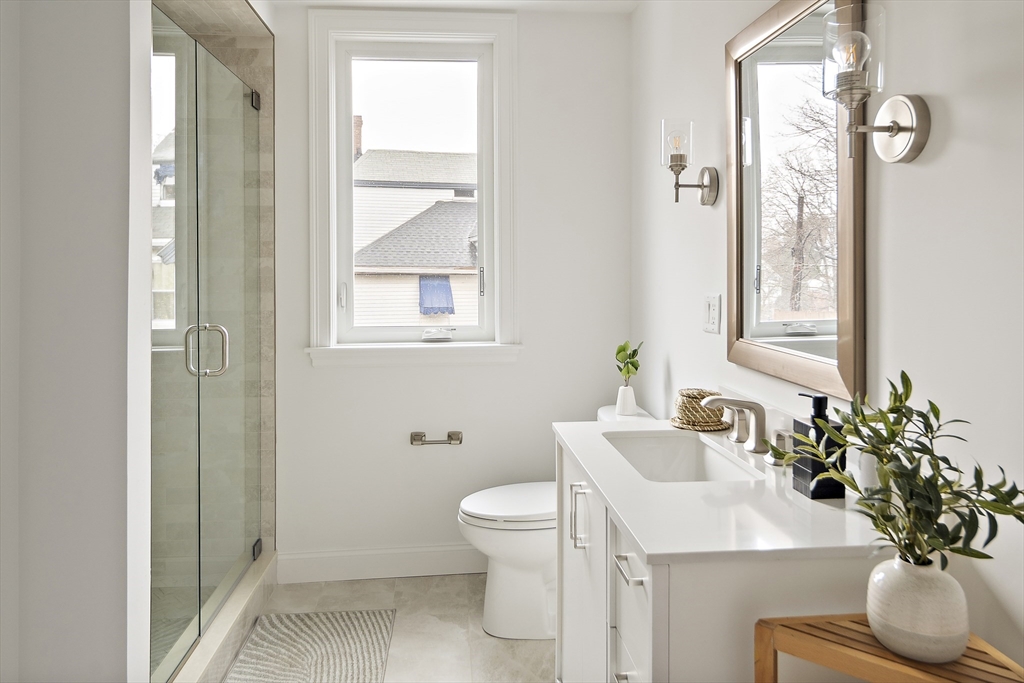 24 Montrose St, Roxbury