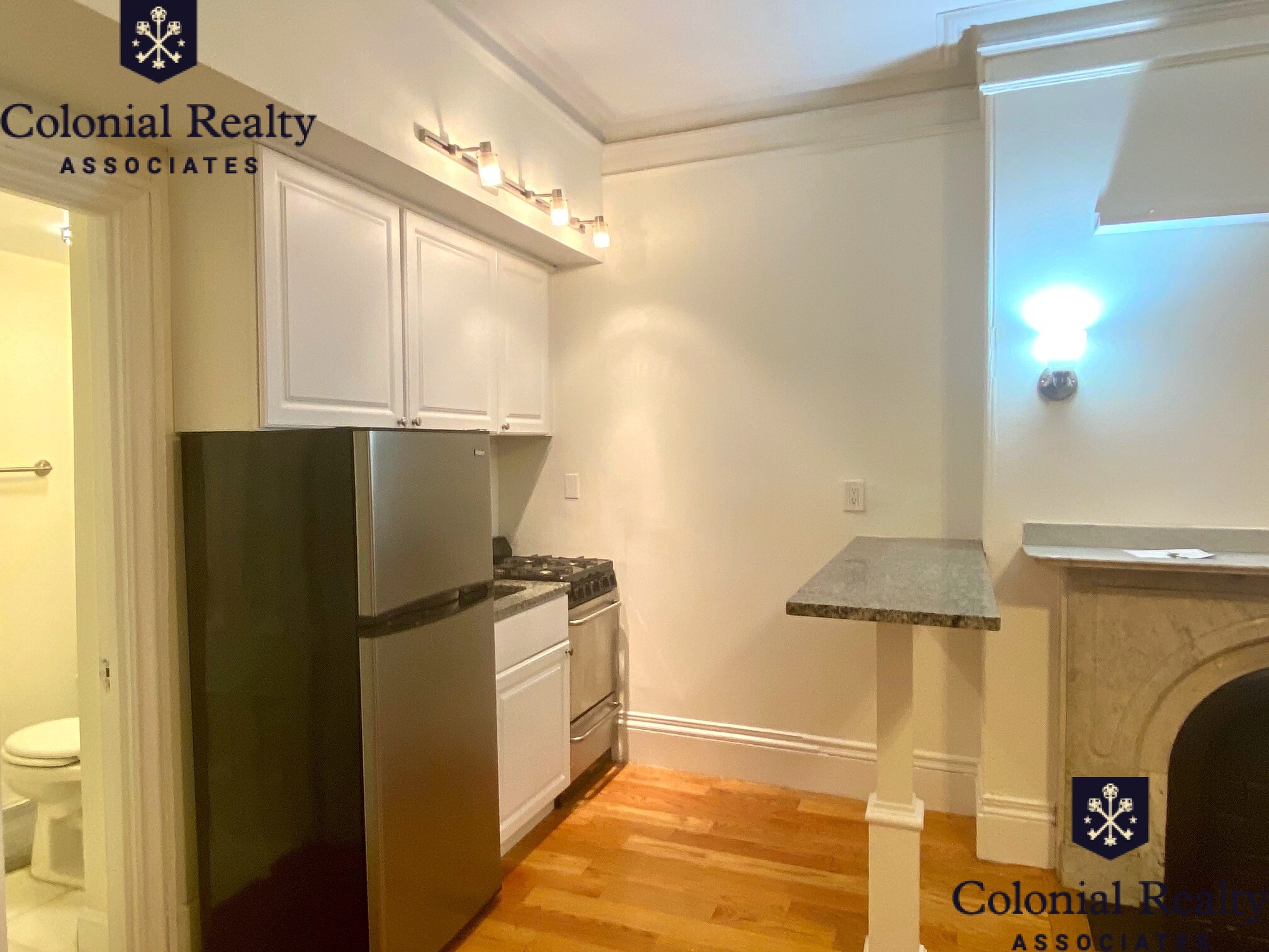 86 Charles St, Beacon Hill