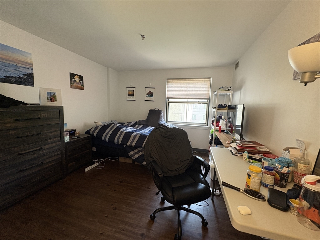 888 Washington St, Chinatown