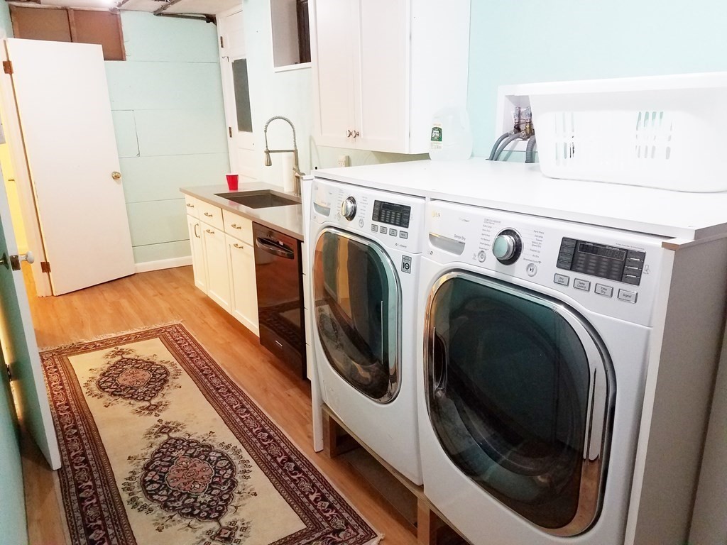 61 Cypress Rd, Milton