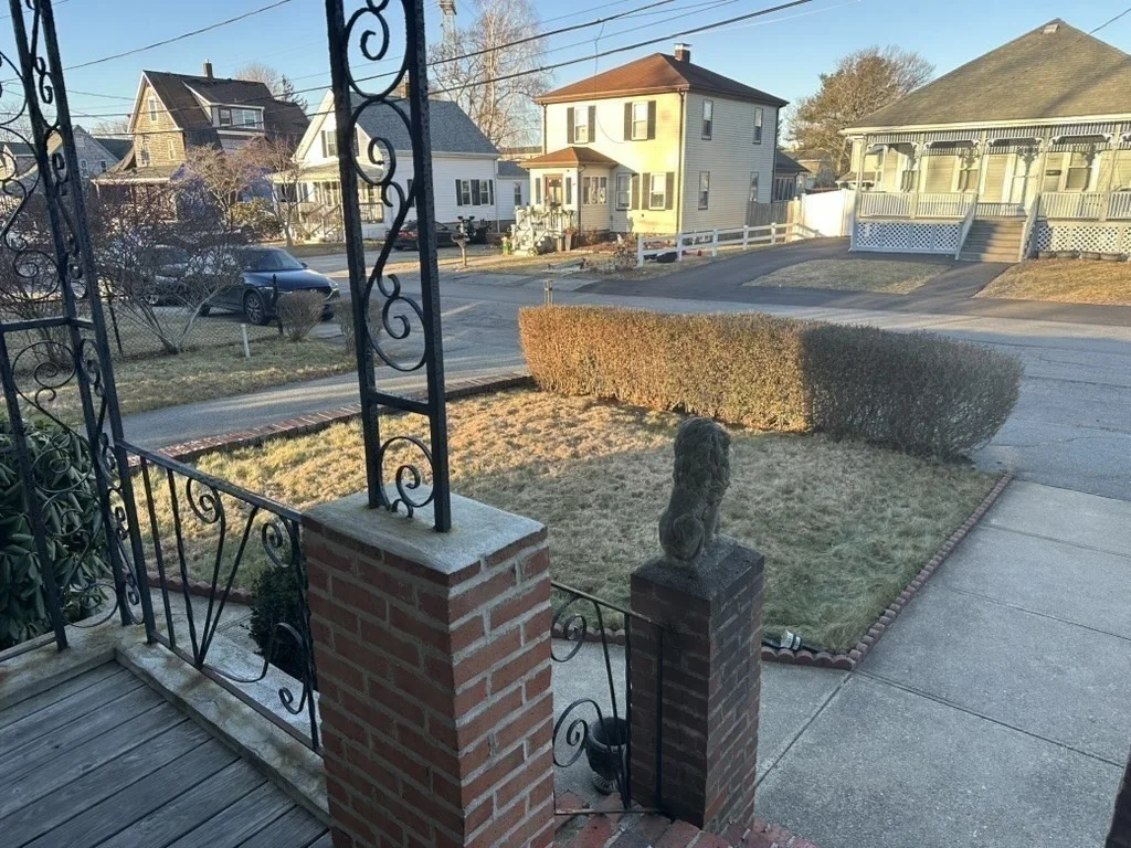 34 Saunders St, North Weymouth