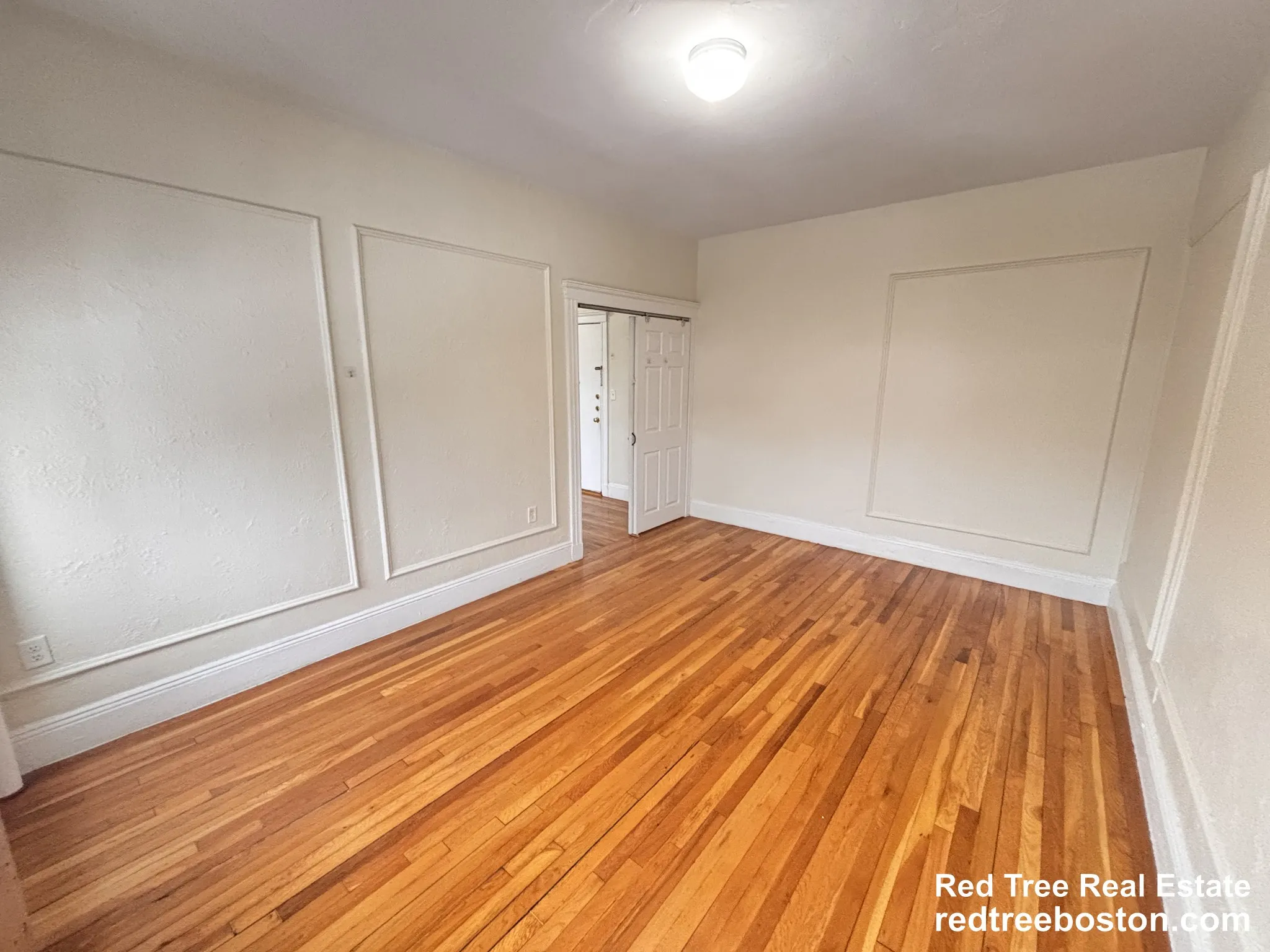 1687 Commonwealth Ave, Brighton