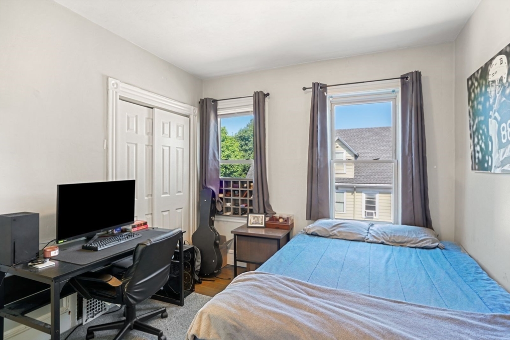 17 Howes St, Dorchester