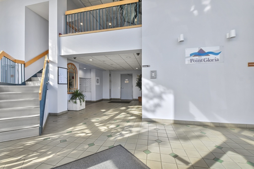 750 Davol St, Fall River