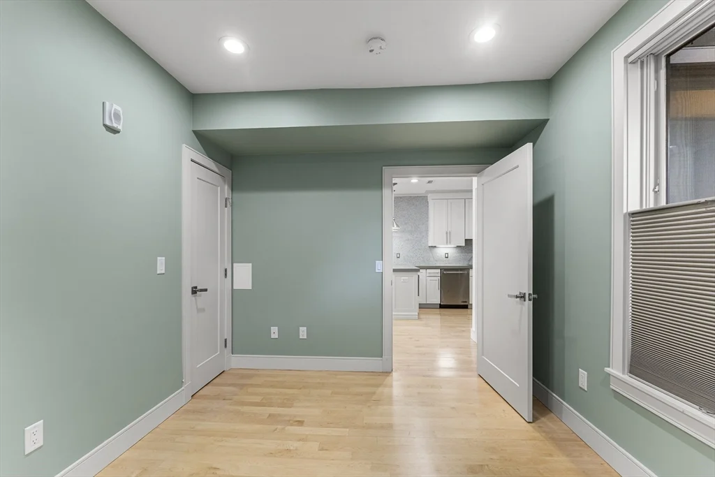 542 Dorchester Ave, South Boston