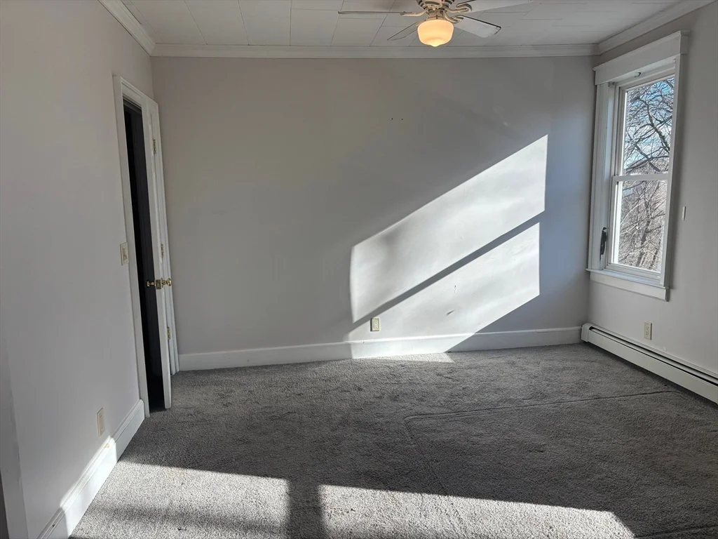 292 Providence Rd, Grafton