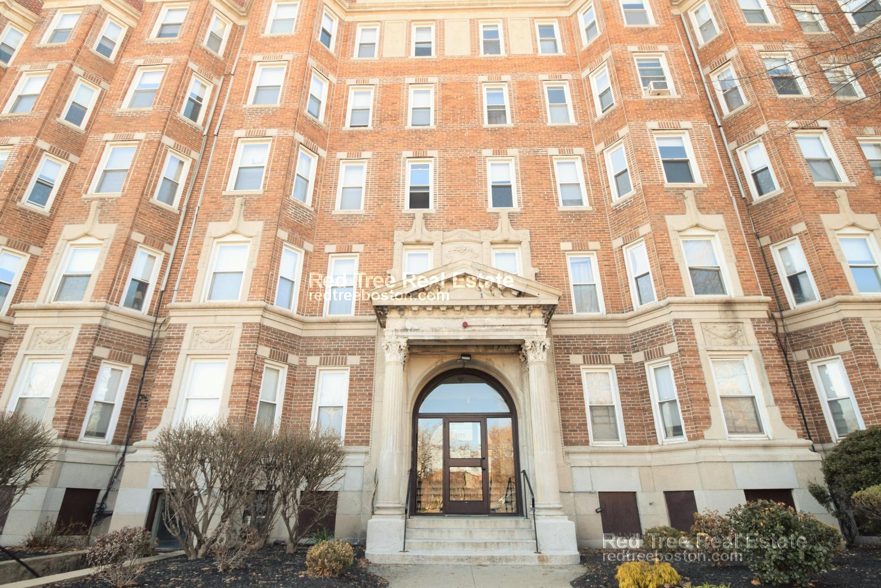 1175 Boylston St, Fenway