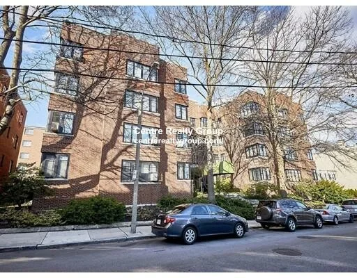 65 Strathmore Rd, Brighton