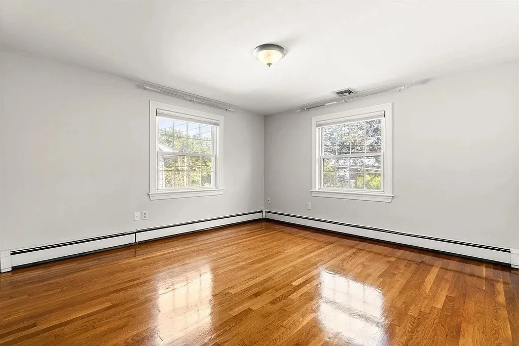 334 Mystic St, Arlington