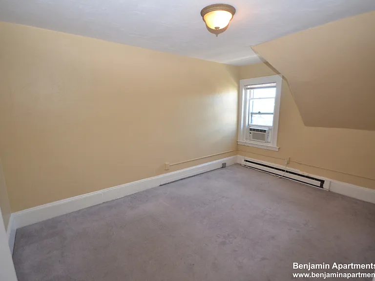 48 Hereford St, Back Bay