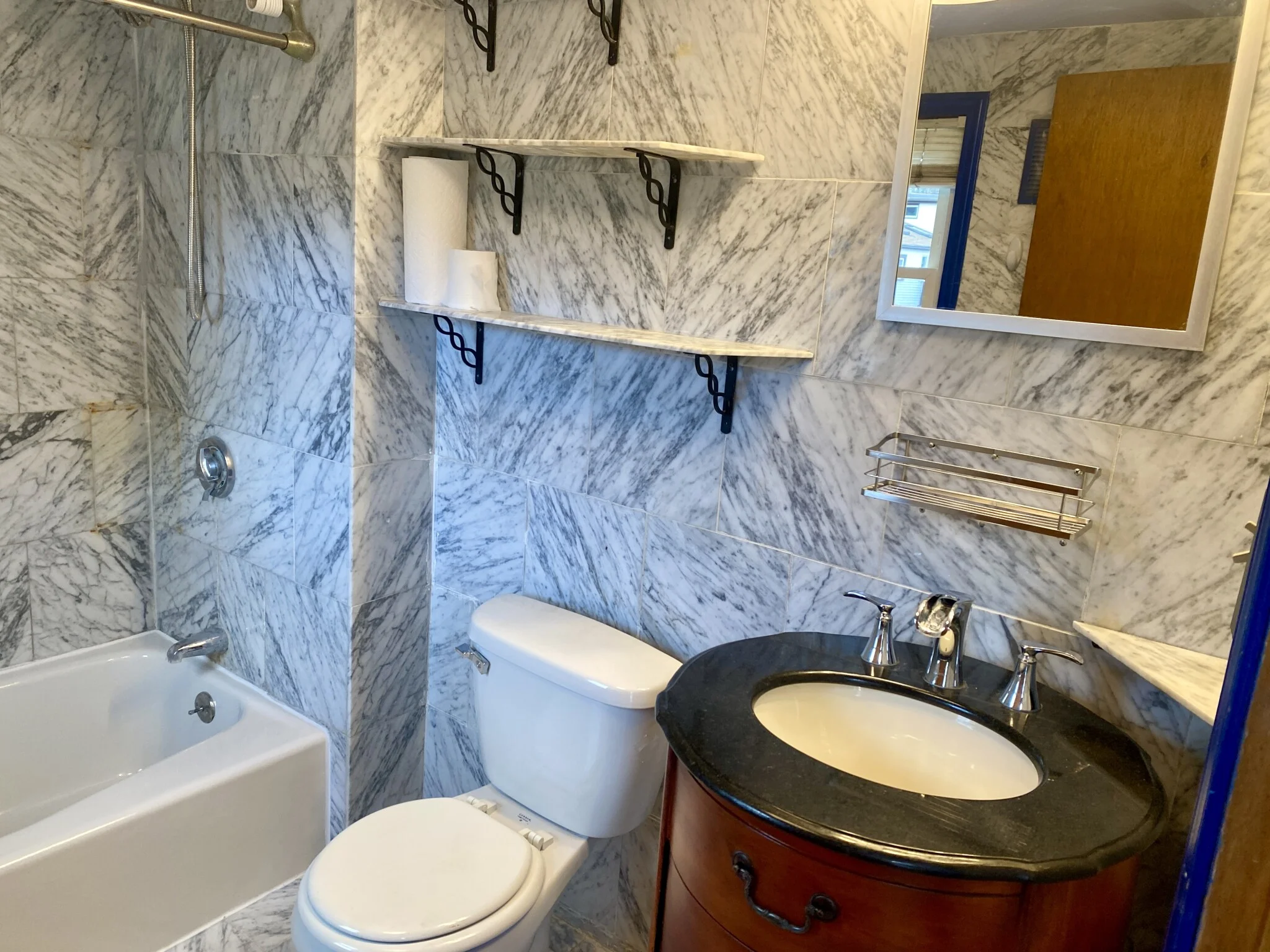 18 Tremont St, The Port