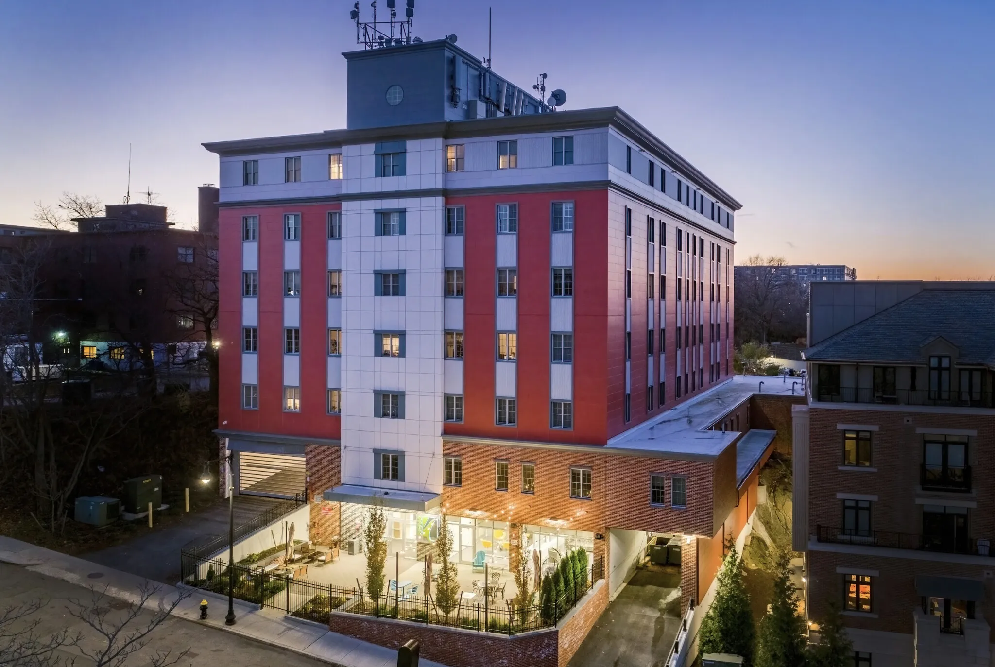 1505 Commonwealth Ave, Brighton