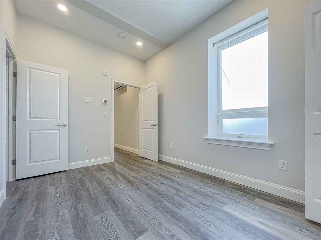 5 Fremont St, Winthrop