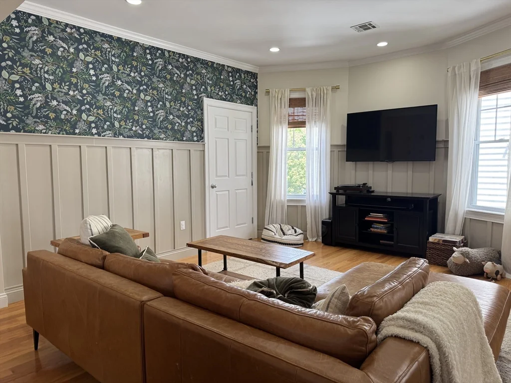 4 Maryland St, Dorchester