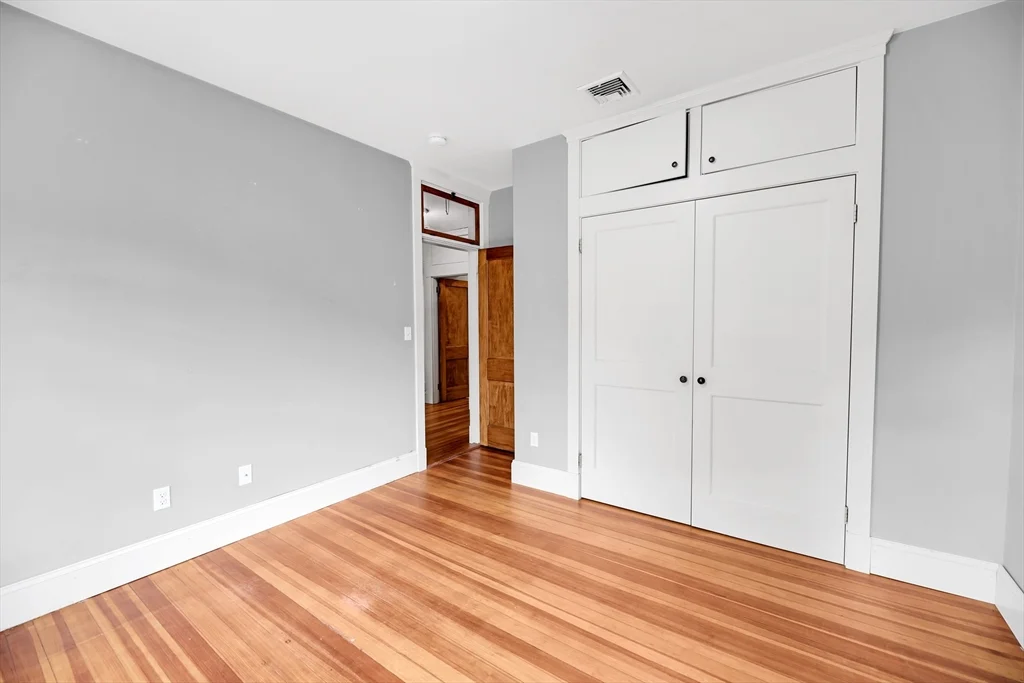 79 Perkins St, Jamaica Plain