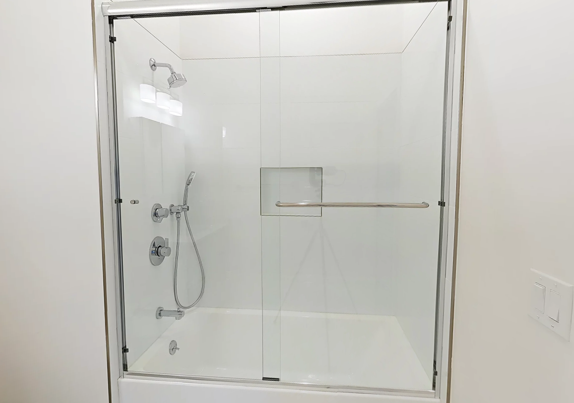 32 Cummins Highway, Roslindale