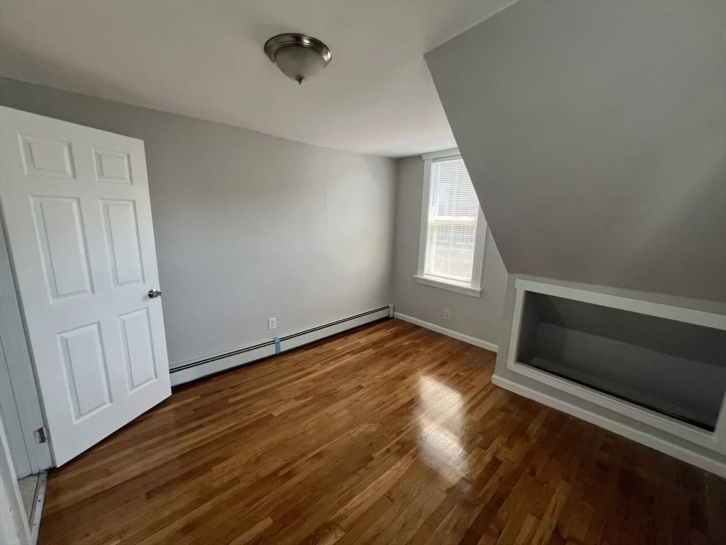 27 Warren Ave, Malden