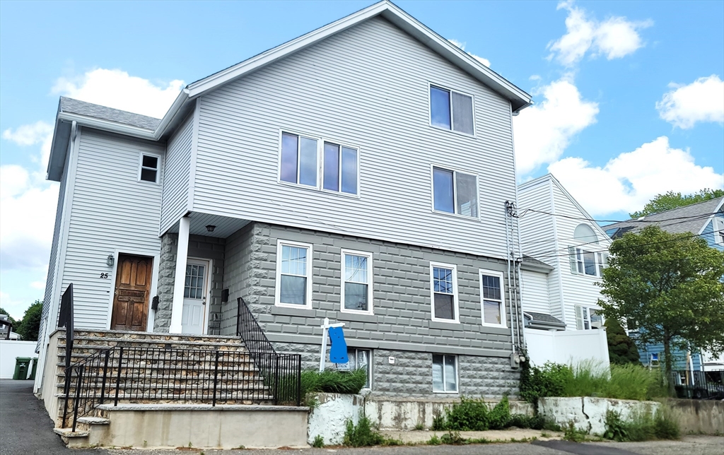 25 Acton St, Watertown