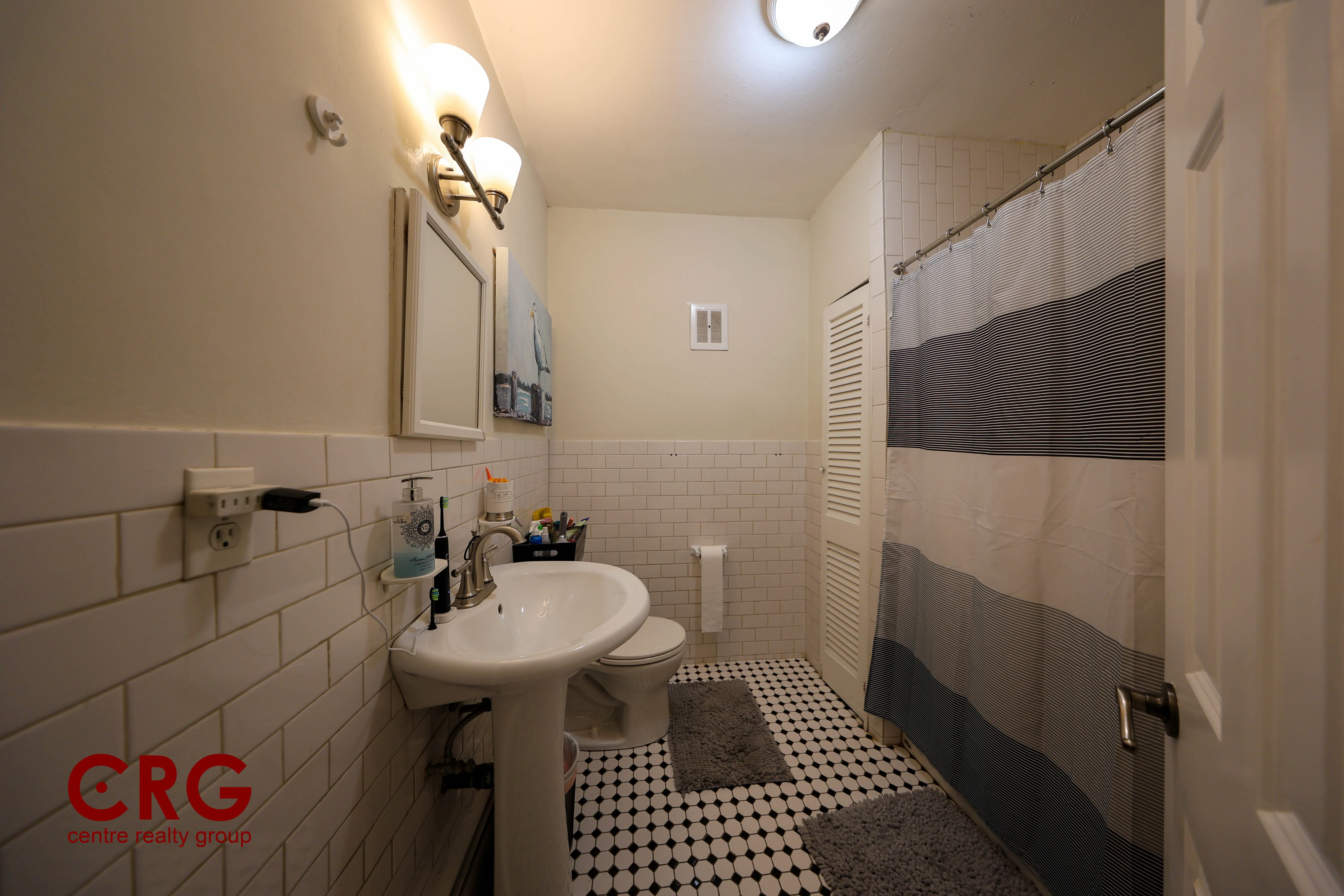 1728 Beacon St, Brookline