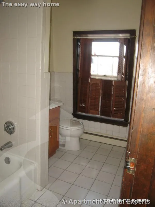 15 Highland Ave, Prospect Hill