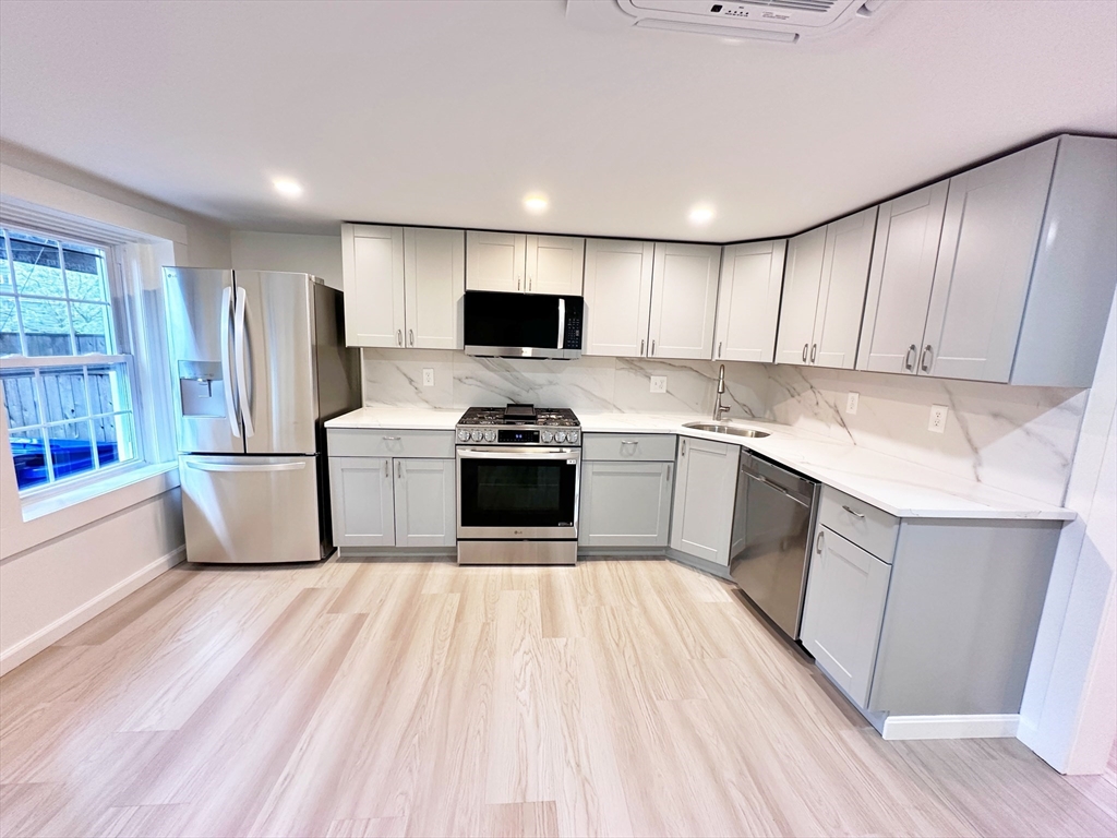 420 Sumner St, East Boston