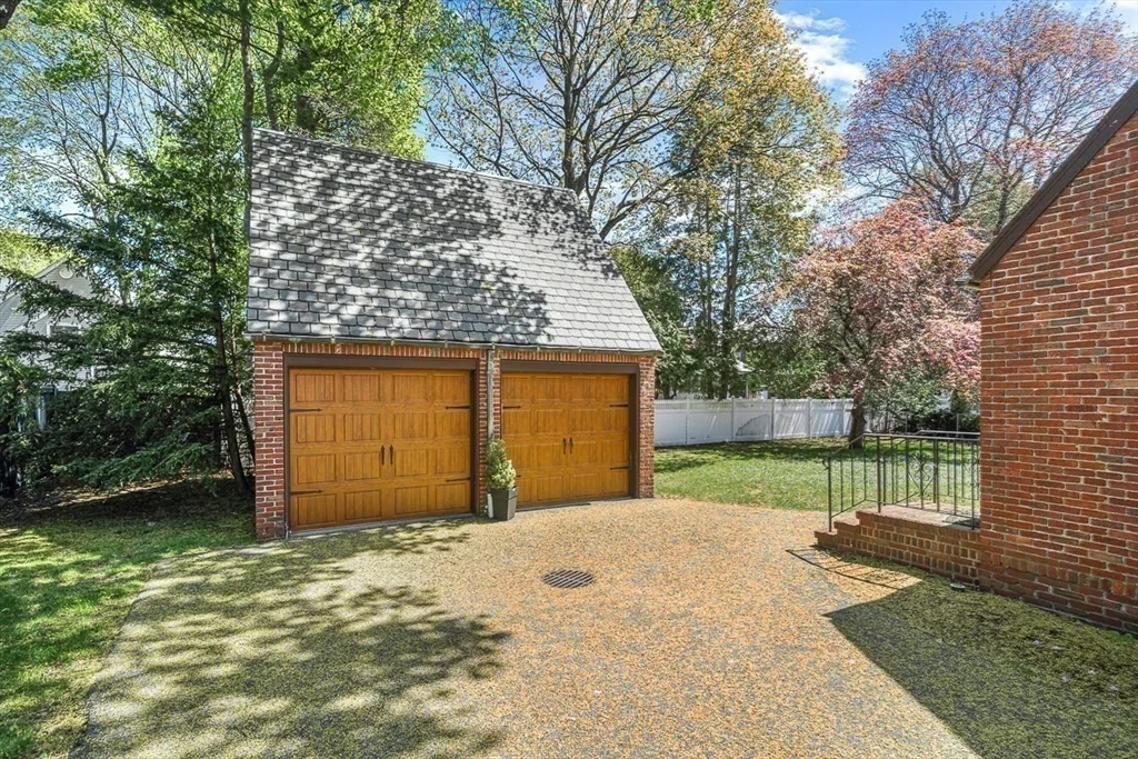 59 Wedgemere Ave, Winchester