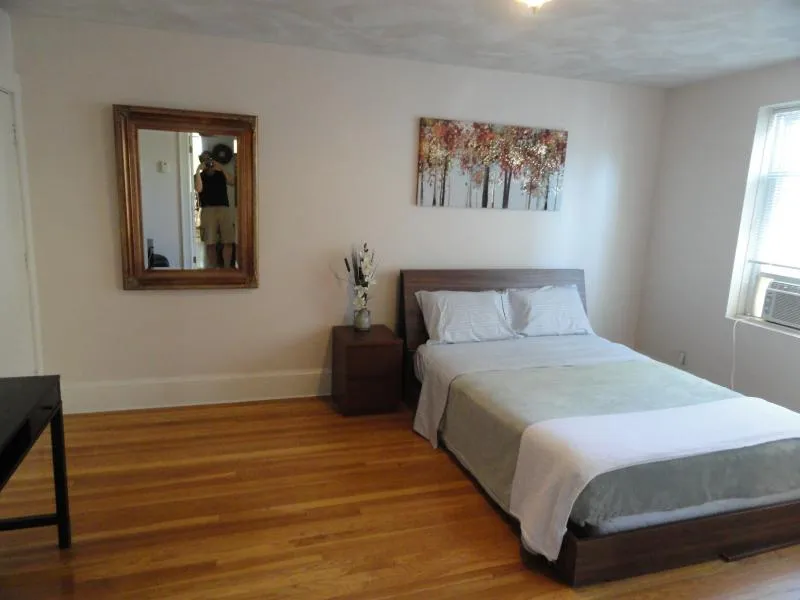 402 Highland Ave, Davis Square