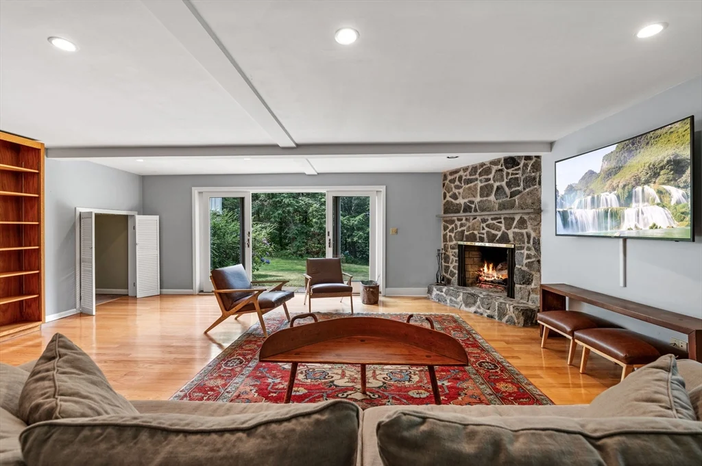 7 Ratlin Rd, Marblehead