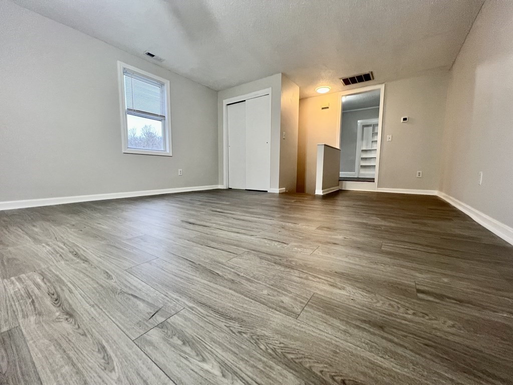 264 Middlesex Rd, Tyngsborough