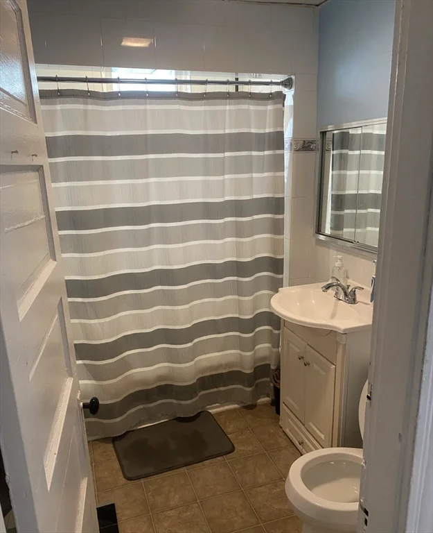 2 Imrie Rd, Allston
