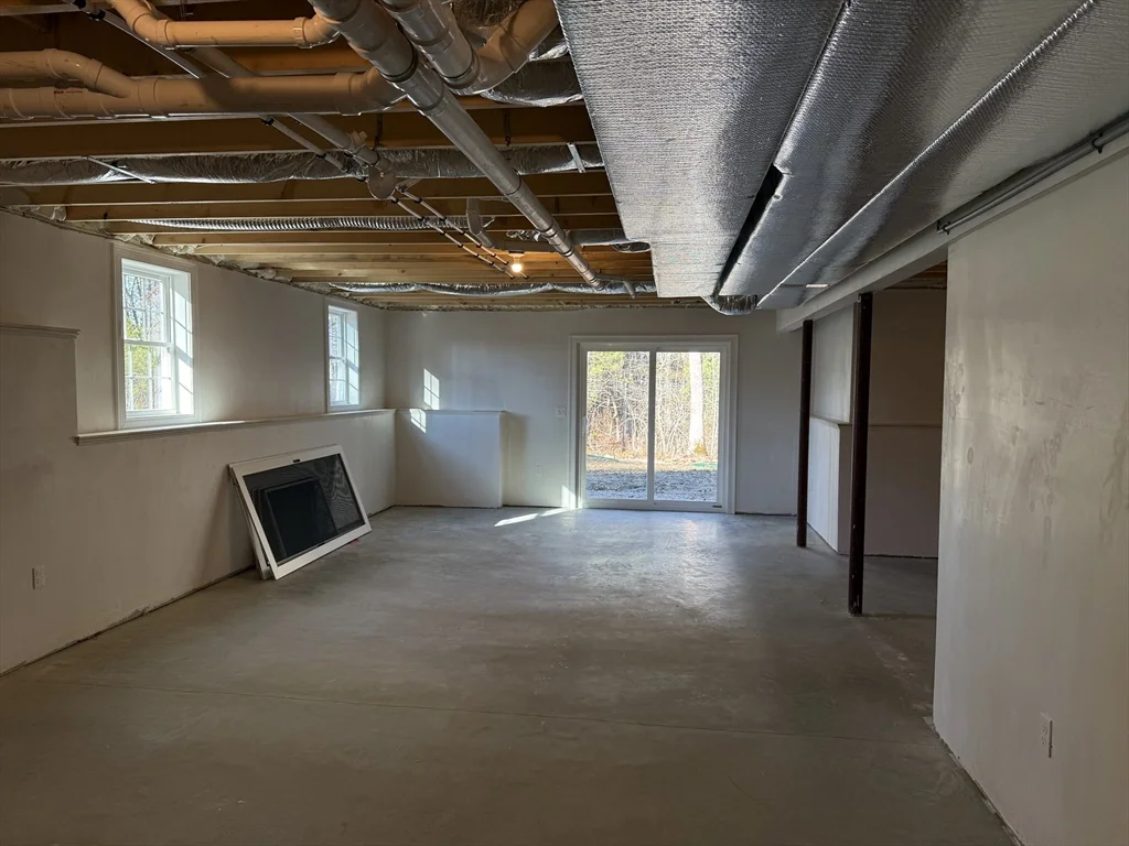 19 Kashmirs Way, Middleboro