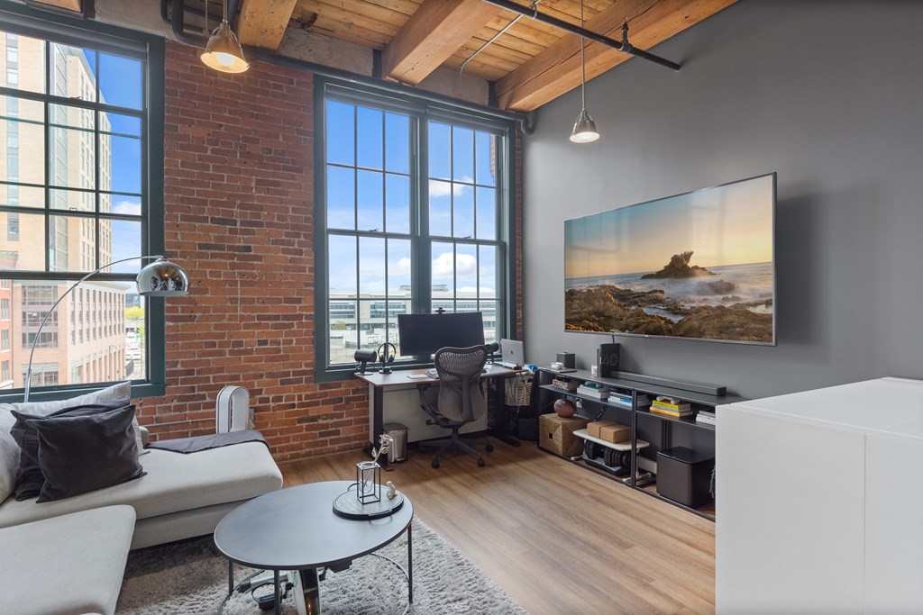 63 Melcher St, Seaport District