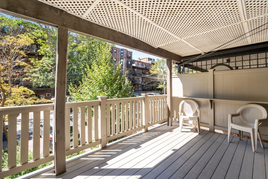 24 Braddock Park, South End