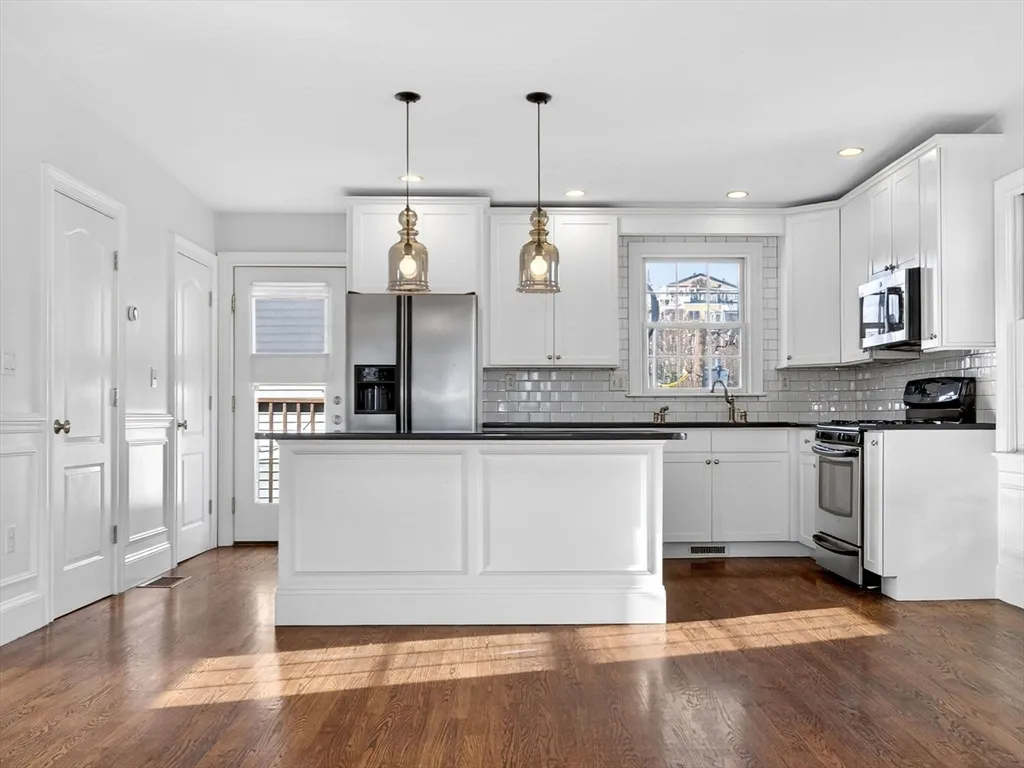 155 H St, South Boston