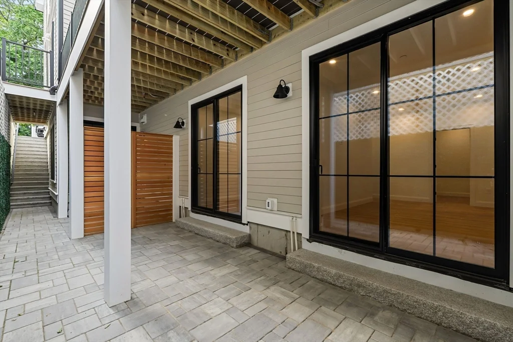 27 Shepard St, Brighton