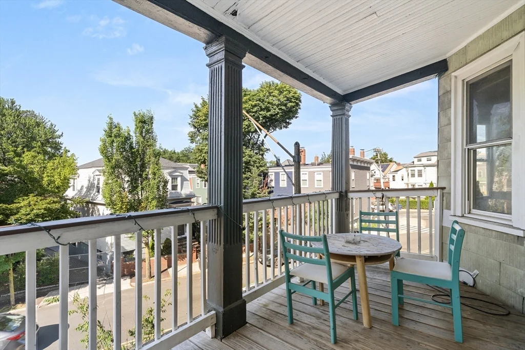 427 Medford St, Winter Hill