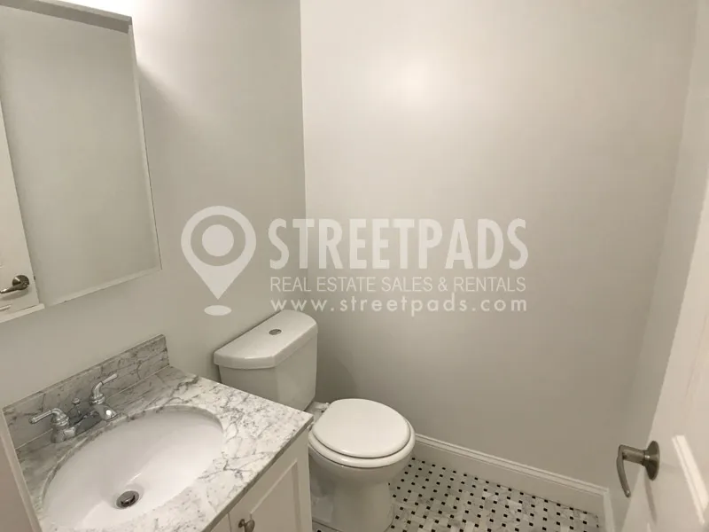 55 Langdon St, Neighborhood Nine