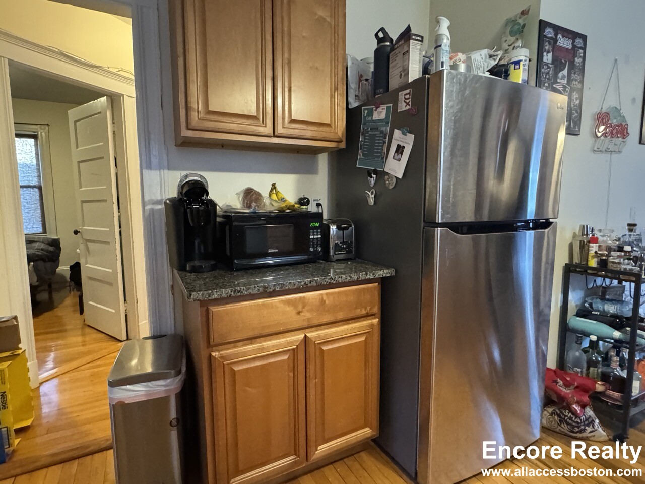 331 Faneuil St, Oak Square