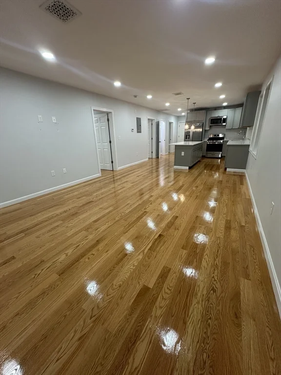 180-182 Osgood St, Lawrence